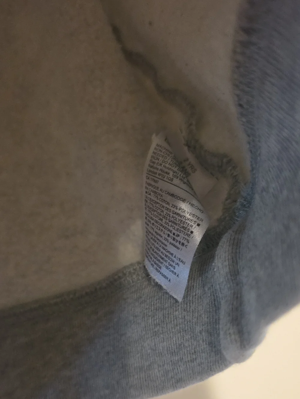 GAP Kids Light Gray Sweatshirt with Navy Logo 2t